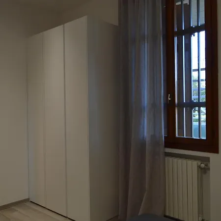 Scandellara 24 *