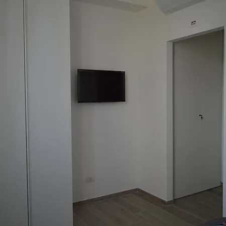 Scandellara 24 Pensjonat 3*