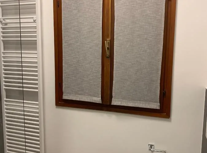 Scandellara 24 Pensionat