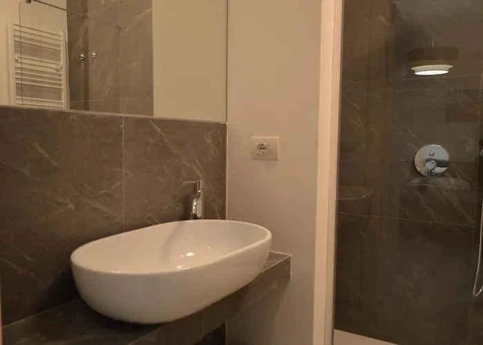 Scandellara 24 3* 볼로냐