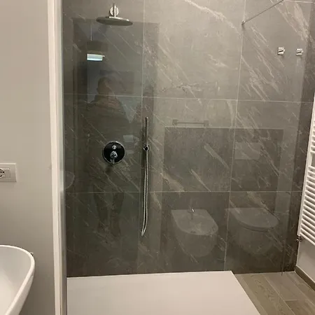 Scandellara 24 بولونيا