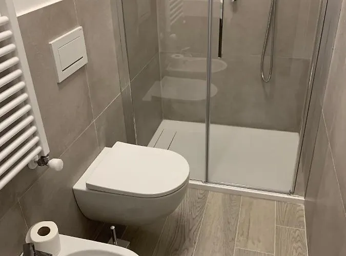 Πανσιόν Scandellara 24