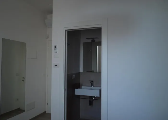 Scandellara 24 Πανσιόν